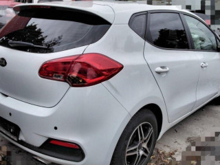 kia-ceed-14i-2013-predam-dvere-motor-g4fa-riadenie-prevo