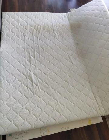 darujem-velky-matrac-2x2-metre-big-2