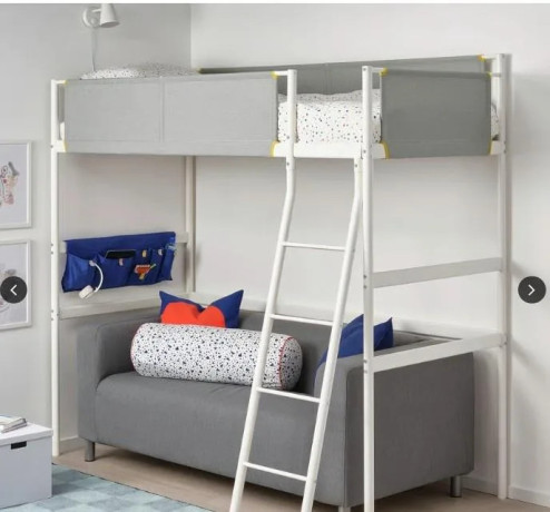 vyvysena-postel-ikea-big-1