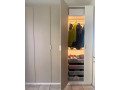 satnikova-skrina-pax-s-osvetlenim-ikea-small-1