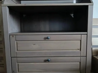 komoda-sundvik-ikea-siva
