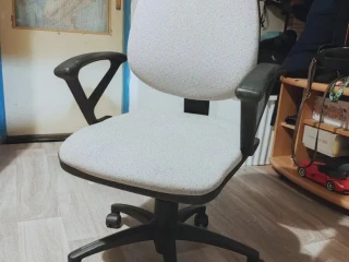 na-predaj-koncelarska-stolicka