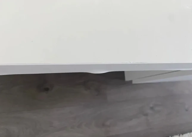 predam-biely-pisaci-pracovny-stol-ikea-malm-big-4