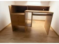 pisaci-stolik-small-0