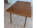 jedalensky-rozkladaci-stol-small-0