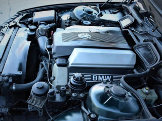 prodam-motor-m60b40-z-bmw-e38-740i-210kw-perfektni-stav