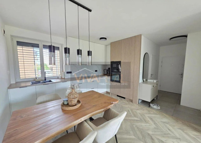 exkluzivne-atraktivny-2-izbtehlovy-byt-balkon-novostavb-big-0