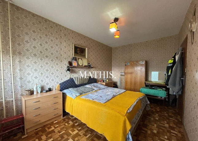 znizena-cena-tohto-4-izboveho-bytu-vo-vymere-90-m2-na-budape-big-1