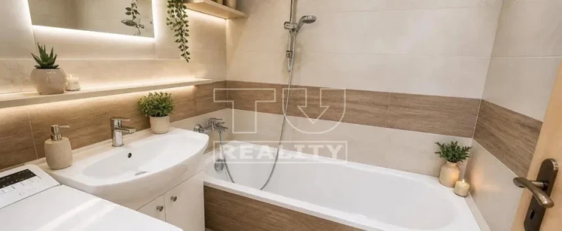 tureality-predava-fantasticky-2-izbovy-byt-so-zahradkou-big-3