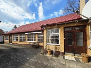 priestranny-rodinny-dom-s-velkorysym-pozemkom-dolny-bad