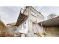 ponuka-3-podlazny-rodinny-dom-v-zacatej-rekonstrukcii-cat-small-1