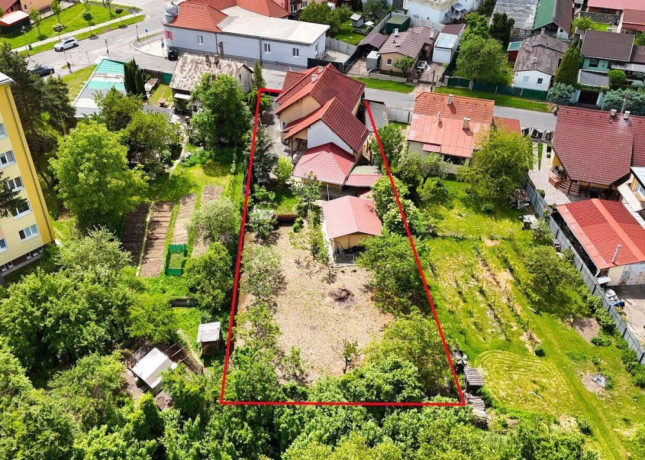 znizena-cena-rodinny-dom-s-velkym-pozemok-a-podkrovim-big-1