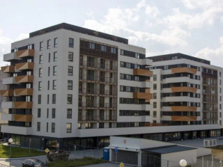 hladam-garazove-statie-muchovo-namestie