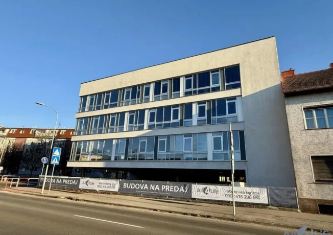 absolutio-office-piestany-komercna-nehnutelnost-v-centre-pie-big-1