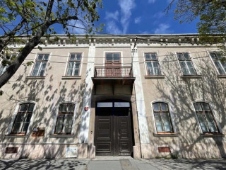 2437-vynimocna-historicka-nehnutelnost-v-komarne