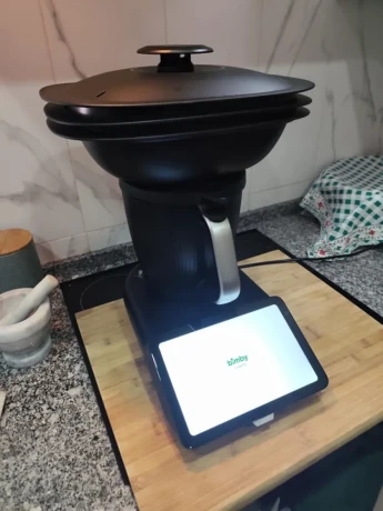vorwerk-thermomix-tm7-cierny-big-0