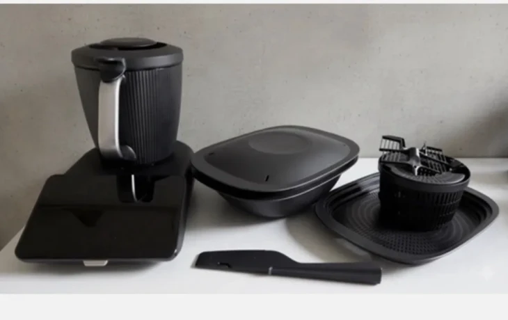 vorwerk-thermomix-tm7-cierny-big-2