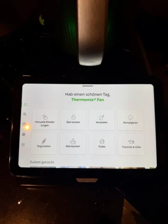 vorwerk-thermomix-tm7-cierny-big-3