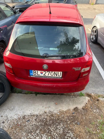 skoda-fabia-combi-12-htp-12v-ambiente-51kw70hp-m5-big-0