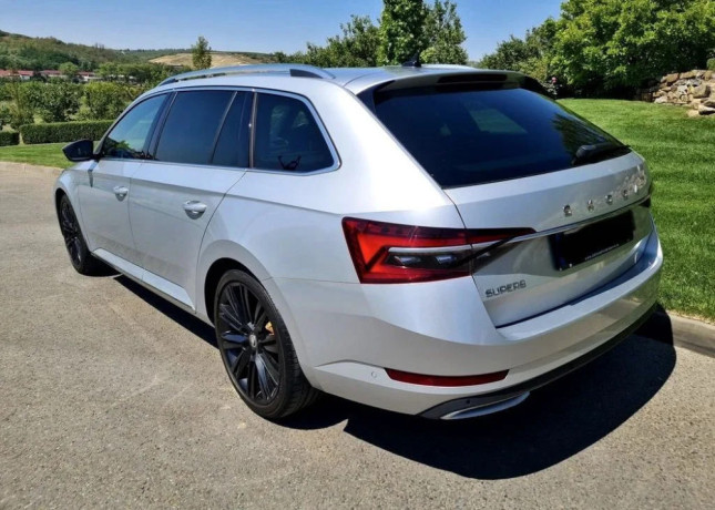 skoda-superb-combi-20-tdi-scr-lk-dsg-147kw200hp-a7-big-3
