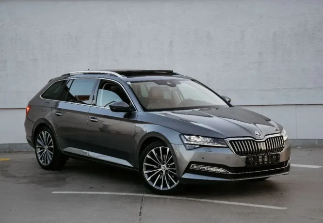 skoda-superb-combi-20-tdi-scr-style-4x4-dsg-147kw200hp-a7-big-2