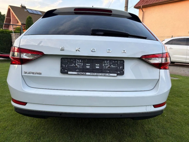 skoda-superb-combi-dsg-150ps-big-2