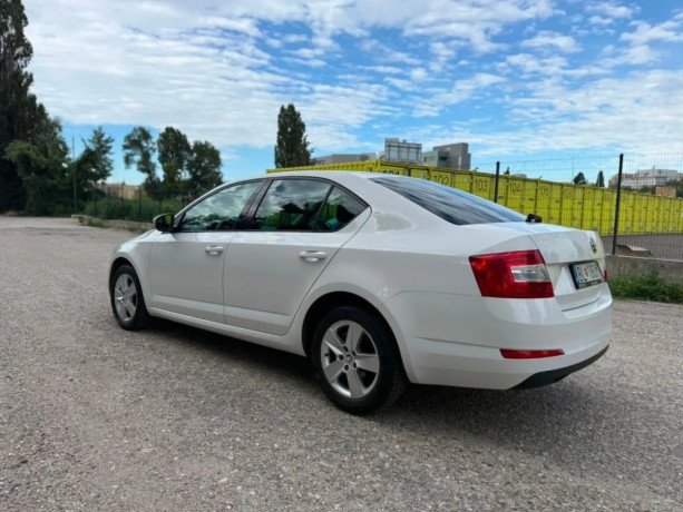 skoda-octavia-14-tsi-ambition-110kw150hp-m6-big-0