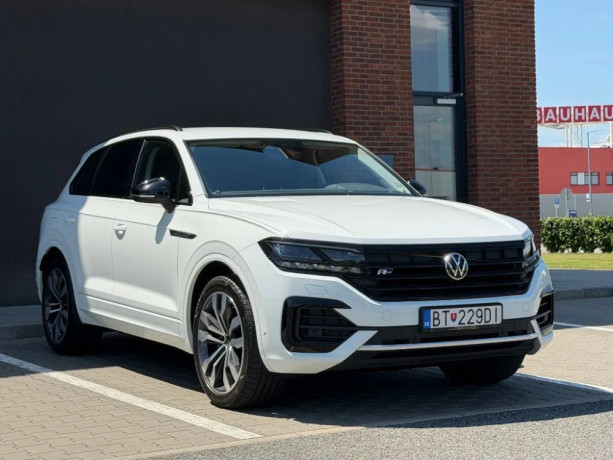 volkswagen-touareg-30-v6-tdi-scr-286k-r-line-4motion-tiptronic-210kw285hp-a8-big-3