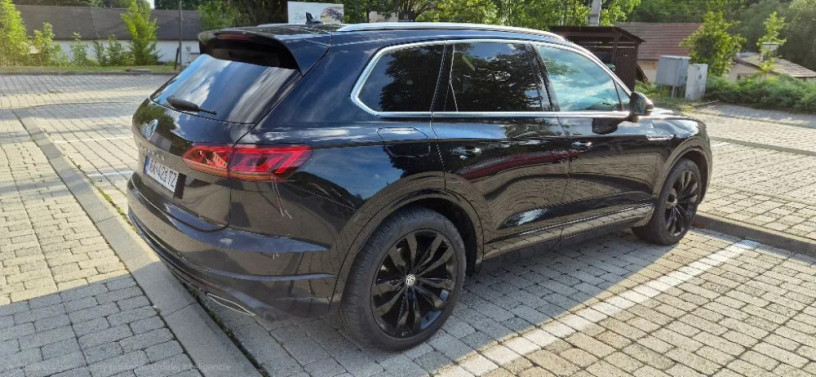 volkswagen-touareg-30-v6-tdi-scr-286k-r-line-4motion-tiptronic-210kw285hp-a8-big-2
