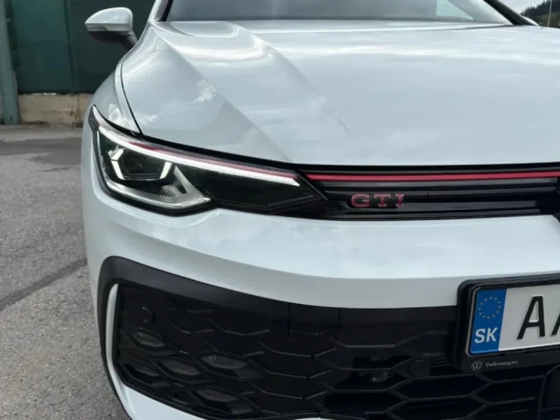 volkswagen-golf-gti-mk85-top-stav-5-rocna-zaruka-big-1