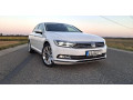 volkswagen-passat-20-tdi-110-kw-highline-dsg7-acc-led-kessy-ergocomfort-small-0