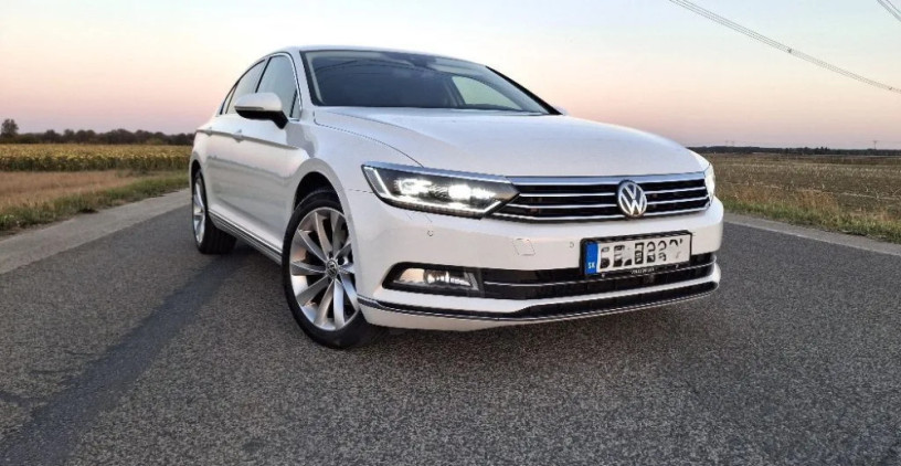 volkswagen-passat-20-tdi-110-kw-highline-dsg7-acc-led-kessy-ergocomfort-big-0