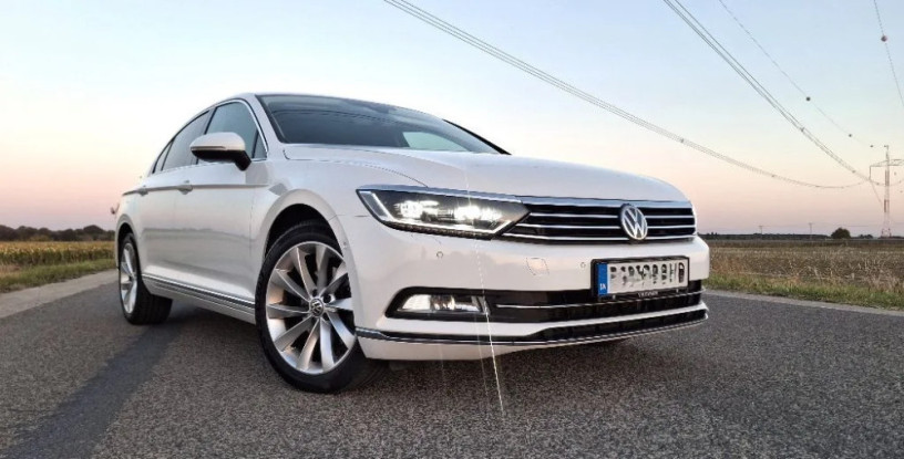 volkswagen-passat-20-tdi-110-kw-highline-dsg7-acc-led-kessy-ergocomfort-big-1