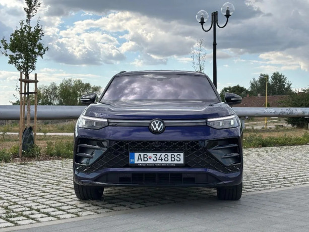 volkswagen-tayron-20tdi-4-motion-dsg-r-line-big-0