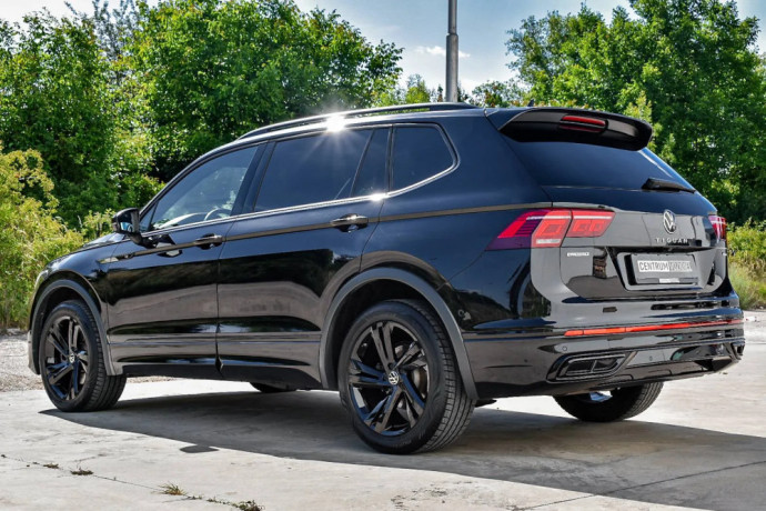 volkswagen-tiguan-allspace-20-tdi-evo-200k-scr-4motion-r-line-dsg-big-2