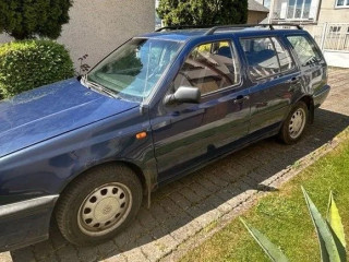 volkswagen-golf-variant-predaj-youngtimer-1995-mlady-veteran