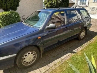 volkswagen-golf-variant-predaj-youngtimer-1995-mlady-veteran