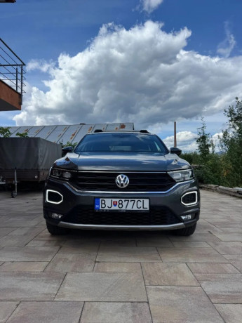 volkswagen-t-roc-20-tdi-bmt-sport-4motion-dsg-110kw150hp-a7-big-0