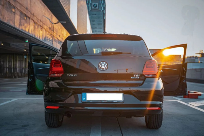 volkswagen-polo-allstar-12-tsi-bluemotion-technology-66kw90hp-m5-big-1