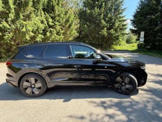 volkswagen-touareg-30-v6-tdi-r-line-limited-4motion-tiptronic-210kw286hp-a8