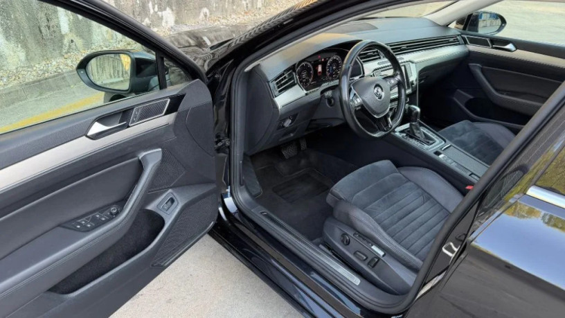 volkswagen-passat-variant-bitdi-176kw-big-3