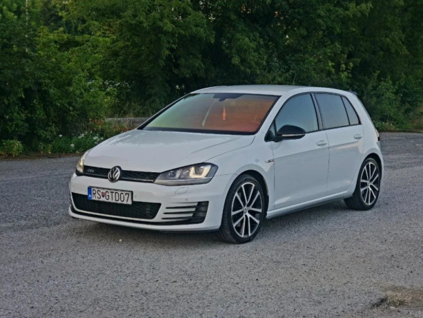 volkswagen-golf-golf-20-tdi-bmt-184k-gtd-135kw184hp-m6-big-1