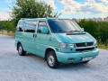 volkswagen-caravelle-t4-syncro-small-1