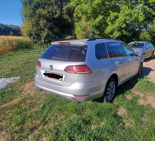volkswagen-golf-variant-20-tdi-comfortline-dsg-110kw150hp-a7-big-0
