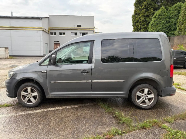 volkswagen-caddy-4-kombi-20l-tdi-big-2