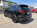volkswagen-touareg-30-v6-tdi-elegance-4motion-tiptronic-170kw231hp-a8-small-2