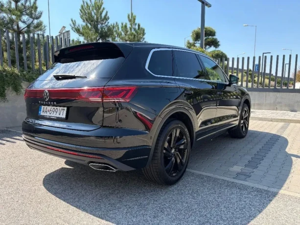 volkswagen-touareg-30-v6-tdi-elegance-4motion-tiptronic-170kw231hp-a8-big-3