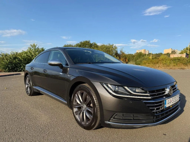 volkswagen-arteon-20-tdi-scr-bmt-elegance-dsg-110kw150hp-a7-big-2