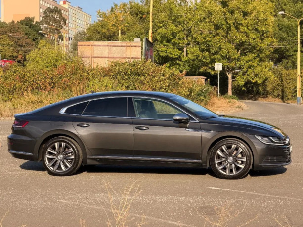 volkswagen-arteon-20-tdi-scr-bmt-elegance-dsg-110kw150hp-a7-big-3