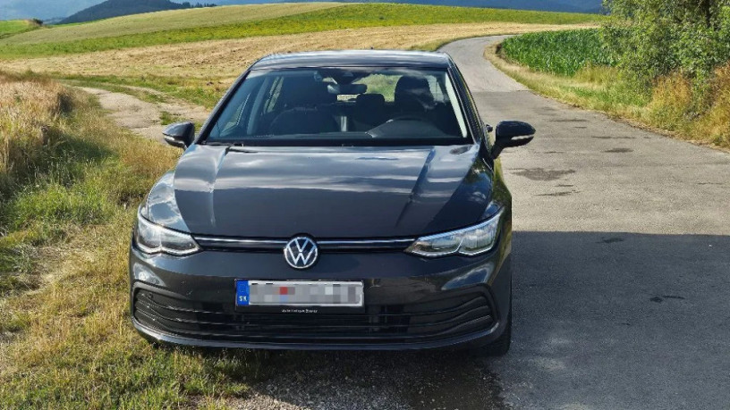 volkswagen-golf-15-etsi-act-limited-dsg-96kw-1majitel-sr-nehavarovane-servis-big-3